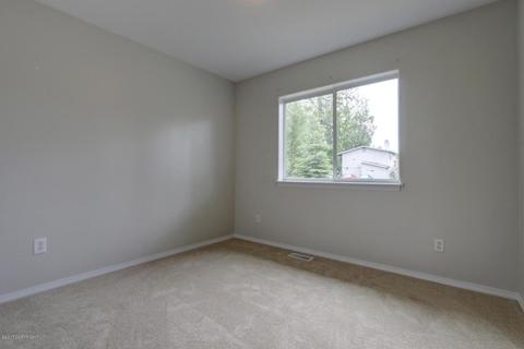 817 Irwin St, Anchorage, AK 99508 photo 18