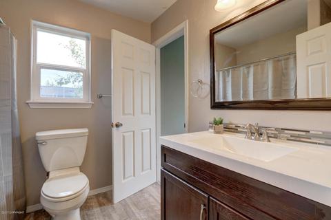 817 Irwin St, Anchorage, AK 99508 photo 13