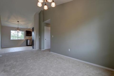 817 Irwin St, Anchorage, AK 99508 photo 4