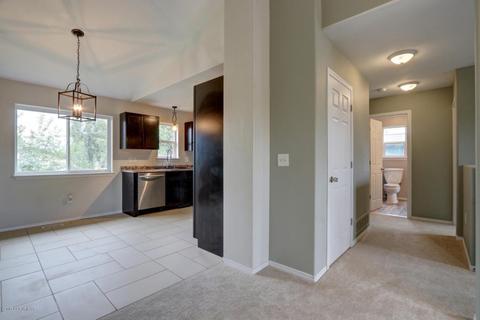 817 Irwin St, Anchorage, AK 99508 photo 10