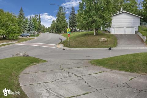 7300 Augustine Dr, Anchorage, AK 99504 photo 3
