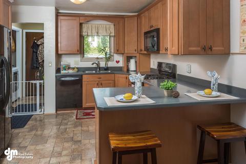 7300 Augustine Dr, Anchorage, AK 99504 photo 10
