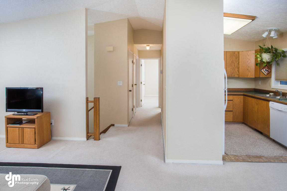16201 Berthod Way, Eagle River, AK 99577 photo 25