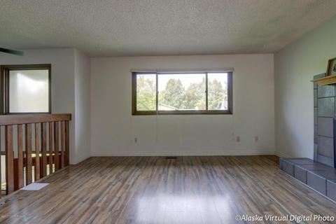3789 Henderson Loop, Anchorage, AK 99507 photo 4