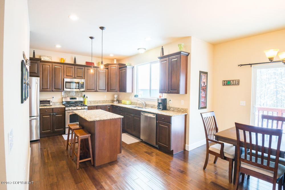 13186 Rosser Dr, Eagle River, AK 99577 photo 9