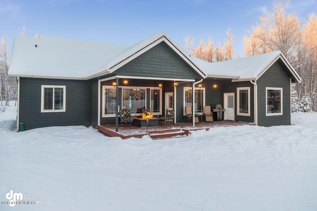 285 E Fairview Loop, Wasilla, AK 99654 photo 3