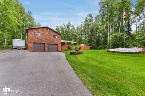 20527 Stephen Cir, Chugiak, AK 99567 photo 1
