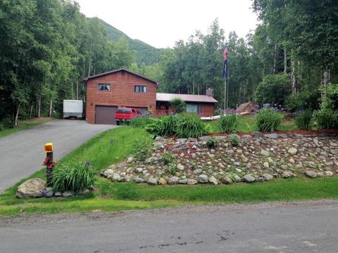 20527 Stephen Cir, Chugiak, AK 99567 photo 3