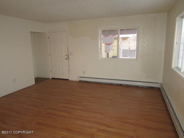 420 Pine St, Anchorage, AK 99508 photo 8