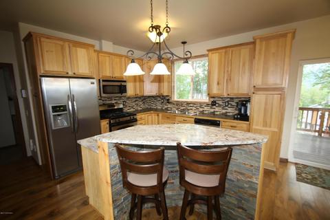 20570 Pine Crest Ln, Eagle River, AK 99577 photo 12