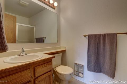 5632 E 40th Ave, Anchorage, AK 99504 photo 16