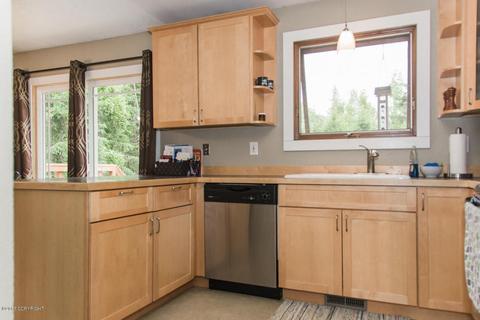 9501 Puffin Cir, Eagle River, AK 99577 photo 11
