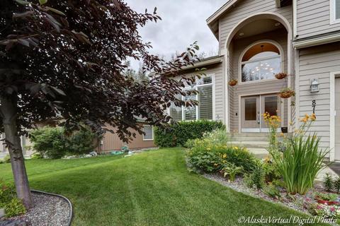 8719 Acadia Dr, Eagle River, AK 99577 photo 2
