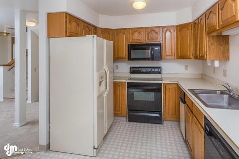 6540 Cimarron Cir, Anchorage, AK 99504 photo 8