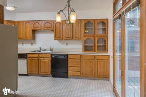 6540 Cimarron Cir, Anchorage, AK 99504 photo 9
