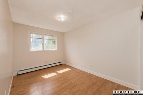 3713 E 18th Ave, Anchorage, AK 99508 photo 21