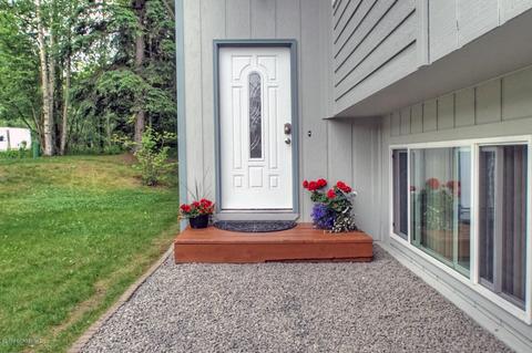 10534 Chisana St, Eagle River, AK 99577 photo 3