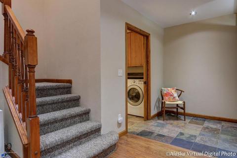 2811 Baxter Rd # 1C, Anchorage, AK 99504 photo 4