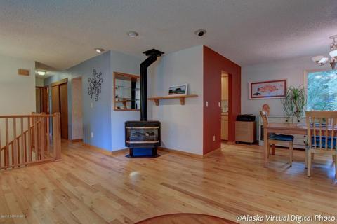 8711 Pluto Dr, Anchorage, AK 99507 photo 9
