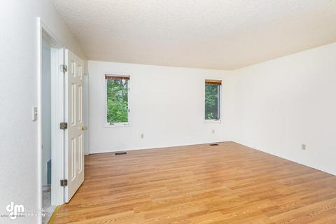 9110 Jupiter Dr, Anchorage, AK 99507 photo 15