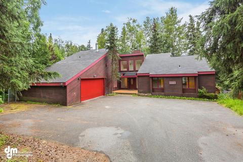 9110 Jupiter Dr, Anchorage, AK 99507 photo 2