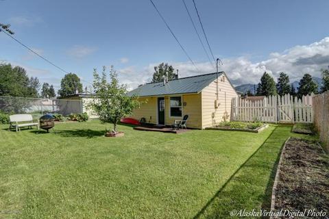 1504 Twining Dr, Anchorage, AK 99504 photo 4