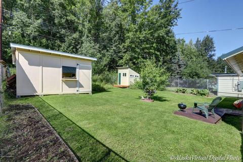 1504 Twining Dr, Anchorage, AK 99504 photo 3