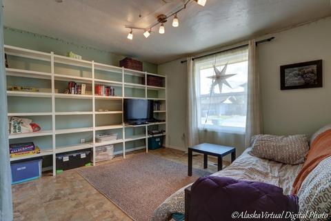 1504 Twining Dr, Anchorage, AK 99504 photo 21