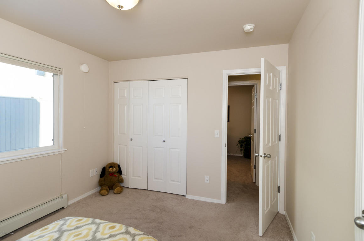 17067 Bowen Cir # 91, Eagle River, AK 99577 photo 10