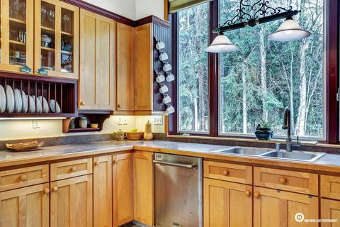 4920 E 104th Ave, Anchorage, AK 99507 photo 9