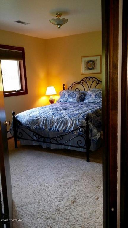 18524 Outlook Cir, Eagle River, AK 99577 photo 9