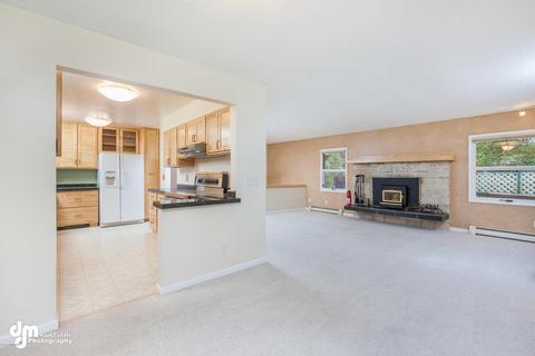 3230 Westmar Cir, Anchorage, AK 99508 photo 4