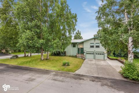 3230 Westmar Cir, Anchorage, AK 99508 photo 2
