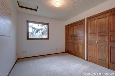 9750 Newhaven Loop, Anchorage, AK 99507 photo 14