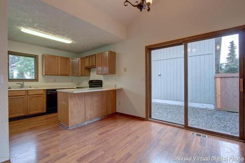 9750 Newhaven Loop, Anchorage, AK 99507 photo 6