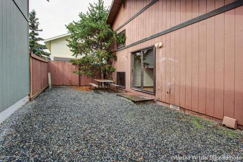 9750 Newhaven Loop, Anchorage, AK 99507 photo 10