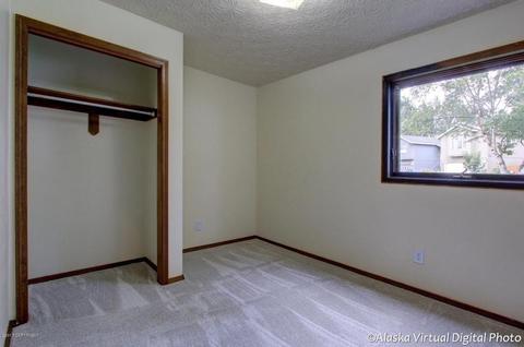 9750 Newhaven Loop, Anchorage, AK 99507 photo 15