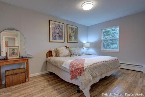 6831 E 10th Ave, Anchorage, AK 99504 photo 20