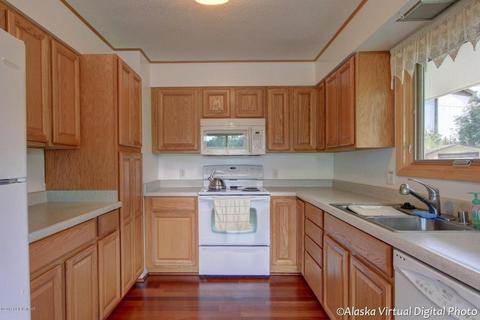 7756 E 20th Ave, Anchorage, AK 99504 photo 13
