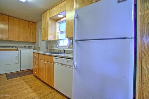 830 Birch St, Anchorage, AK 99501 photo 11