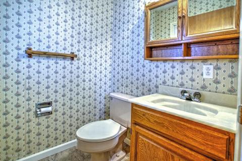 830 Birch St, Anchorage, AK 99501 photo 18