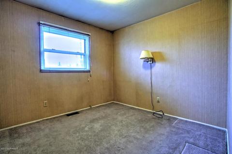 830 Birch St, Anchorage, AK 99501 photo 21
