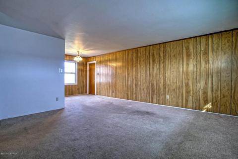 830 Birch St, Anchorage, AK 99501 photo 3
