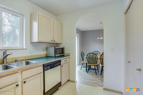 1731 E 57th Cir, Anchorage, AK 99507 photo 14