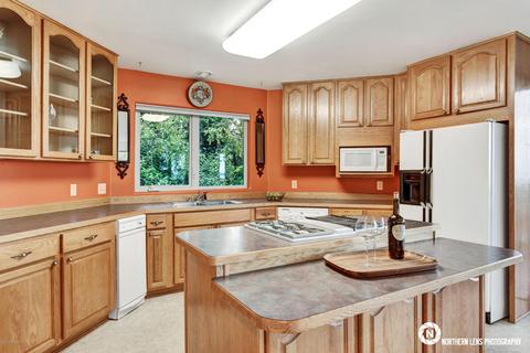 12225 Broadwater Dr, Eagle River, AK 99577 photo 9