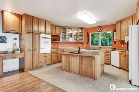 12225 Broadwater Dr, Eagle River, AK 99577 photo 11