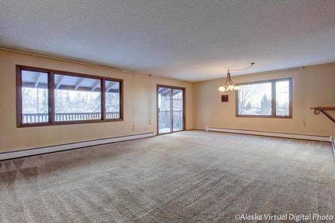 342 Shaw Cir, Anchorage, AK 99508 photo 3