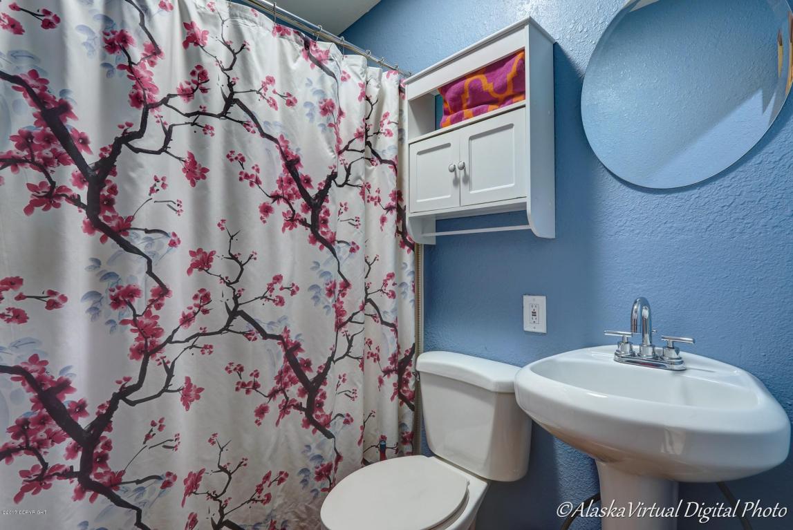 3002 Eureka St, Anchorage, AK 99503 photo 12