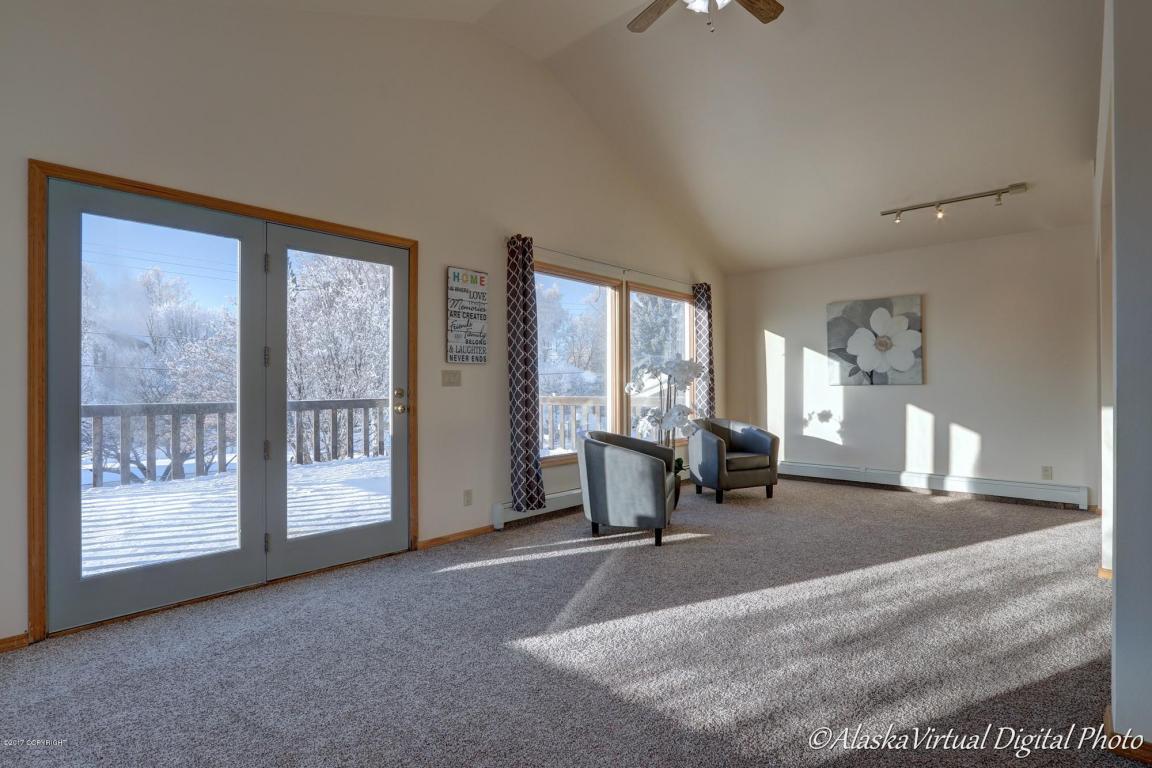 3002 Eureka St, Anchorage, AK 99503 photo 16