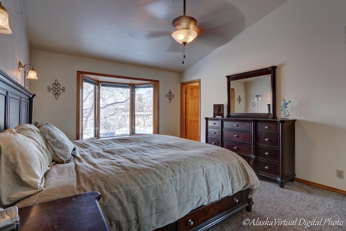 3002 Eureka St, Anchorage, AK 99503 photo 20